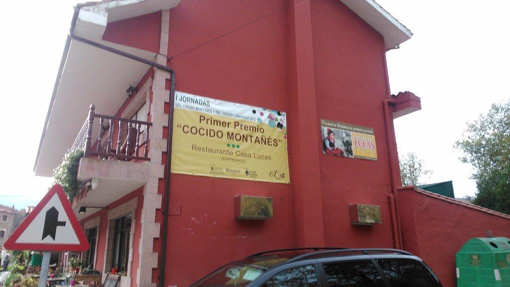 Hostal Casa Lucas Los Tojos Eksteriør bilde